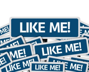 Hôpitaux sur les réseaux sociaux : Facebook, LinkedIn et TikTok pour la communication hospitalière