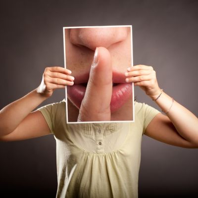 silence gesture